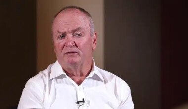 Sir Graham Henry named the greatest rugby player of all-time, snubs Dan Carter