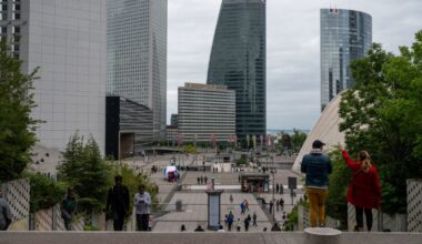 AI forecast to put 200,000 European banking jobs at risk by 2030 - Financial Times