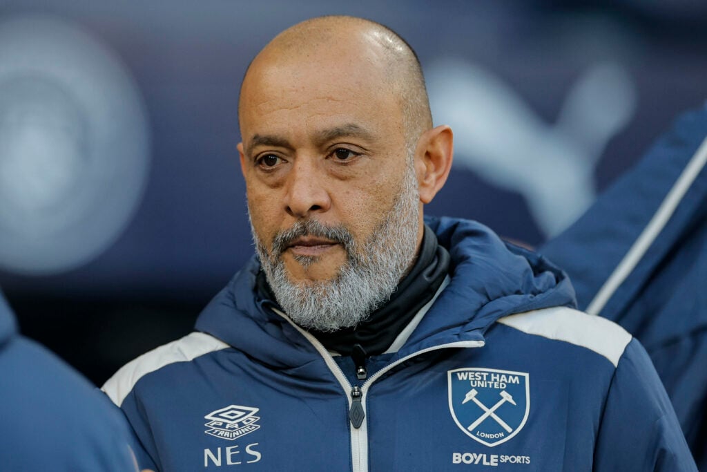 Nuno Espirito Santo looking concerned