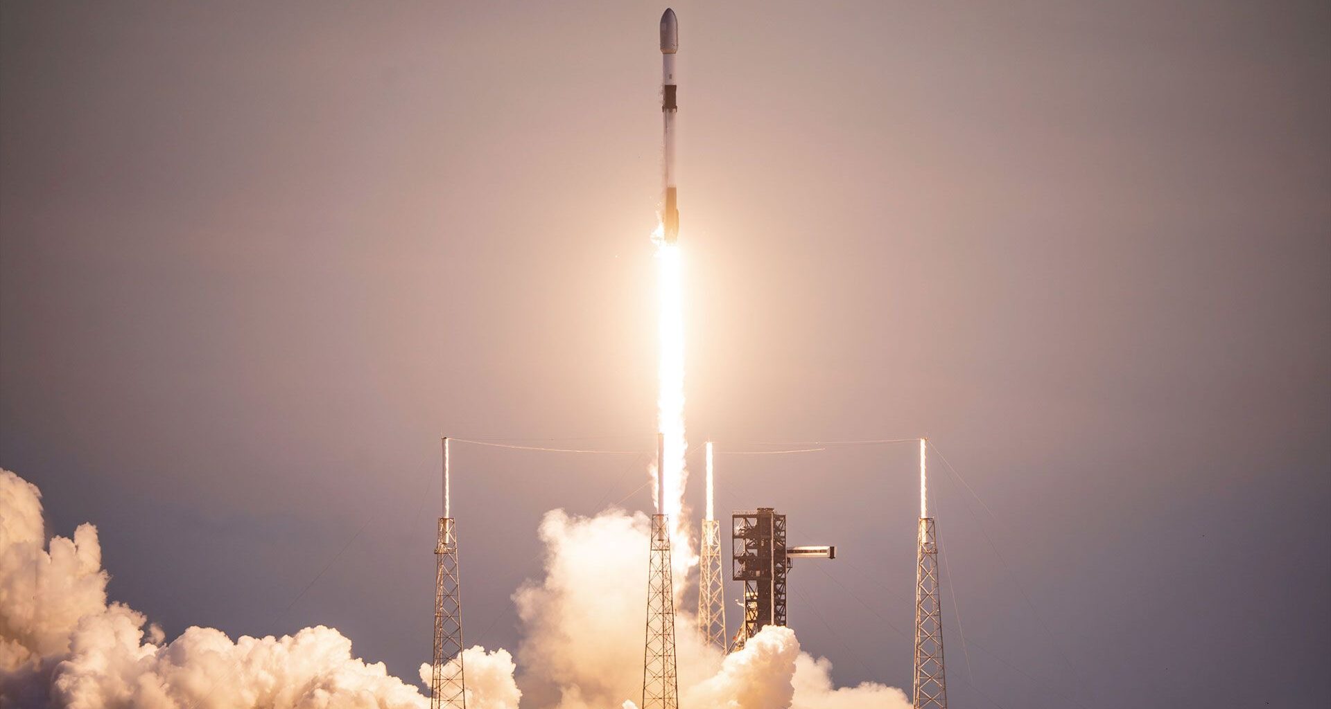 SpaceX Falcon 9 rocket launches 29 Starlink satellites from Florida (video)