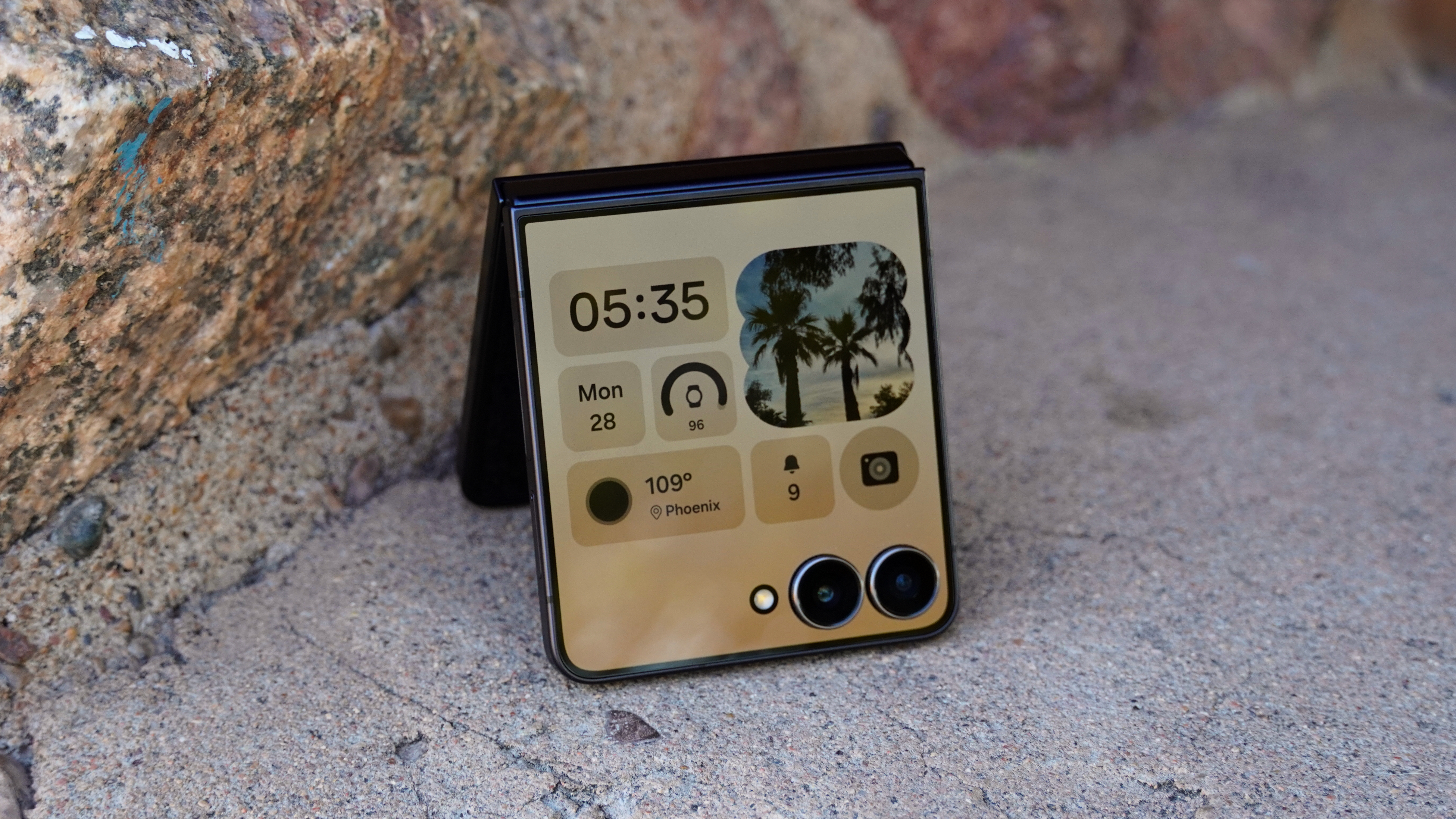 The Samsung Galaxy Z Flip 7.