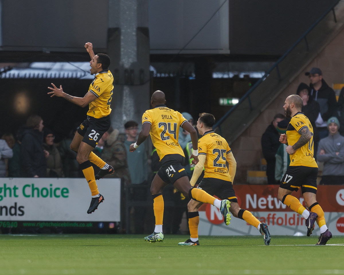 Livingston celebrate opening goal scored by Cristian Montano