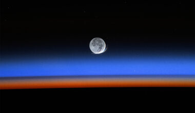 Astronaut photographs a beautiful phenomenon called 'lunar halo'