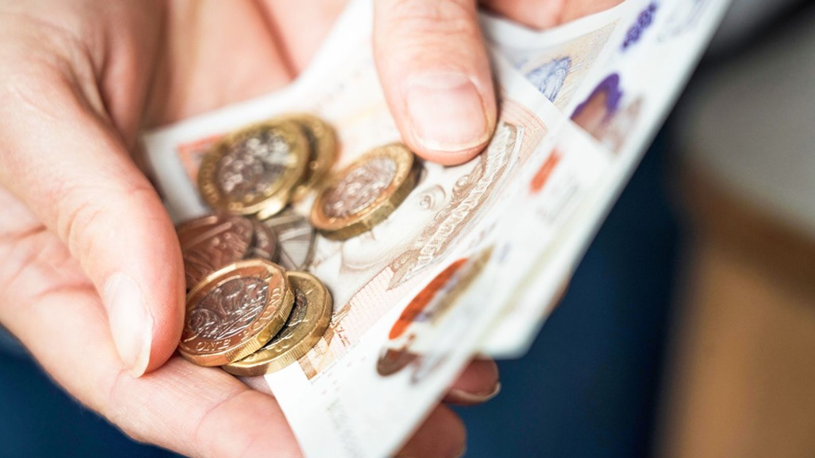 £2,000 salary sacrifice gap explained - and what you should do now, according to experts | Money News