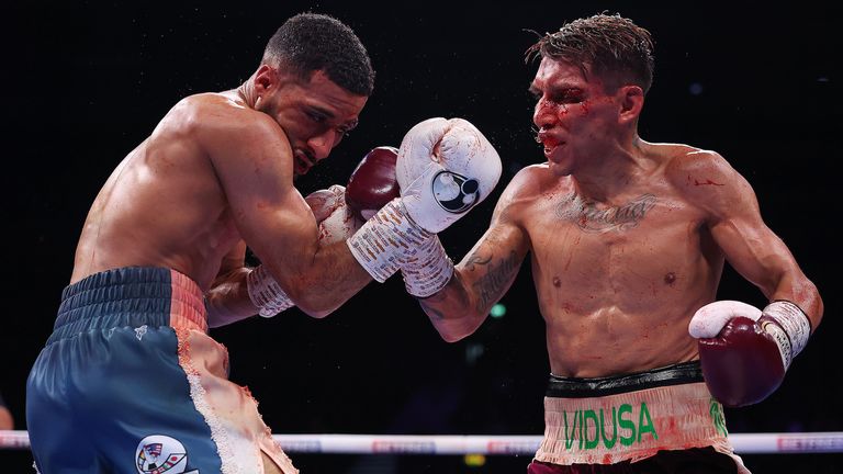 Rodriguez wins an all action bout with Yafai