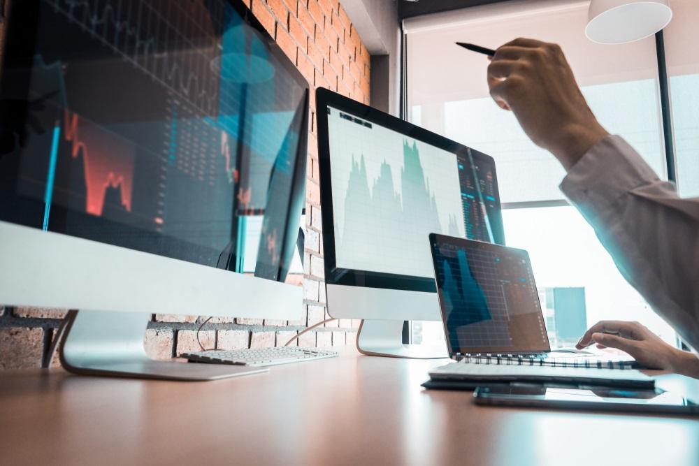 Discover How Tariffs, Conflict and AI Are Reshaping Markets - Kalkine Media