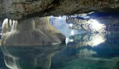 Stunning Discovery: Massive Hidden Ocean Found Deep Inside Earth Explained by Science