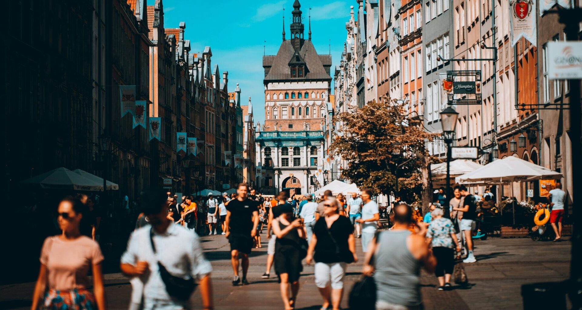 Poland bets on tourism to add extra dimension to booming economy 