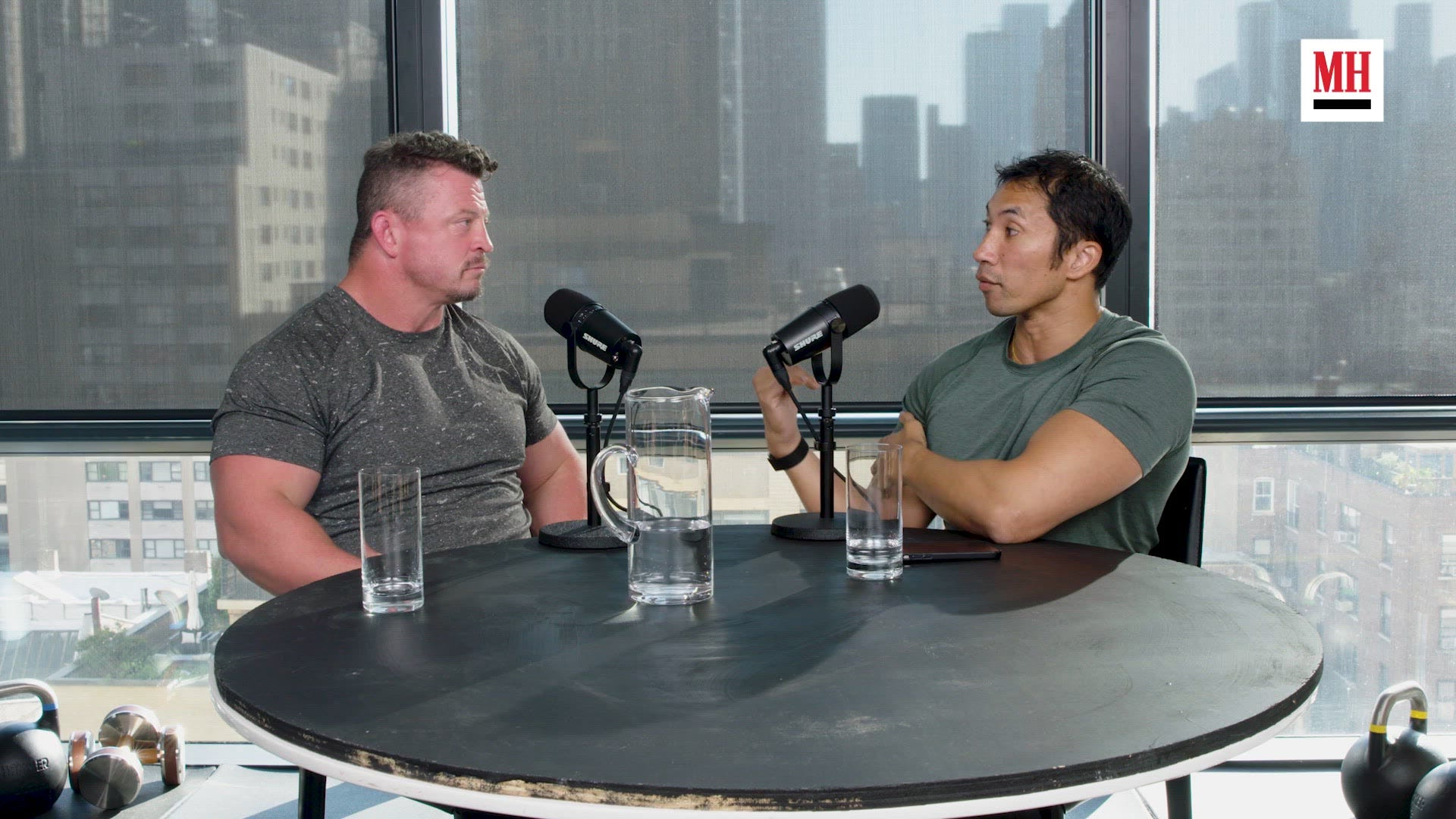 two individuals engaged in a conversation about fitness