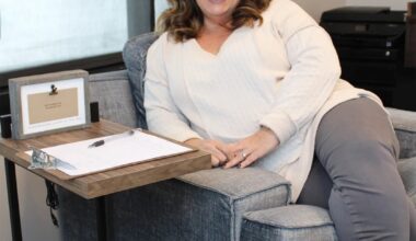 Therapist brings counseling to the farm near Mount Vernon - Mitchell Republic