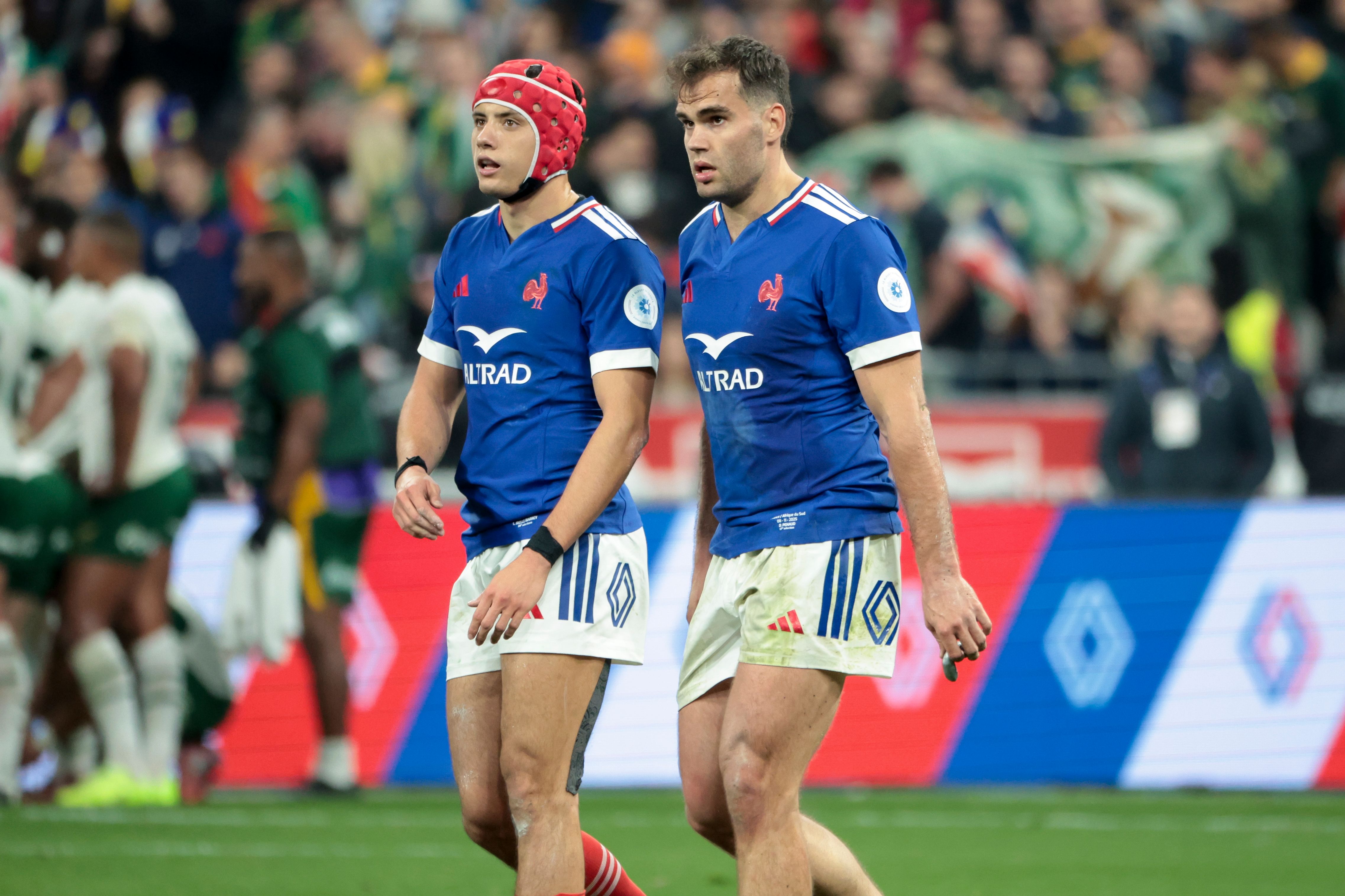 Louis Bielle Biarrey (left) and Damian Penaud (right) of France during the Autumn Nations Series 2025 rugby union test match.