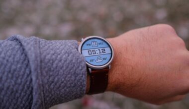 It's Back: Pebble Resurrects Its Round Smartwatch After a Decade