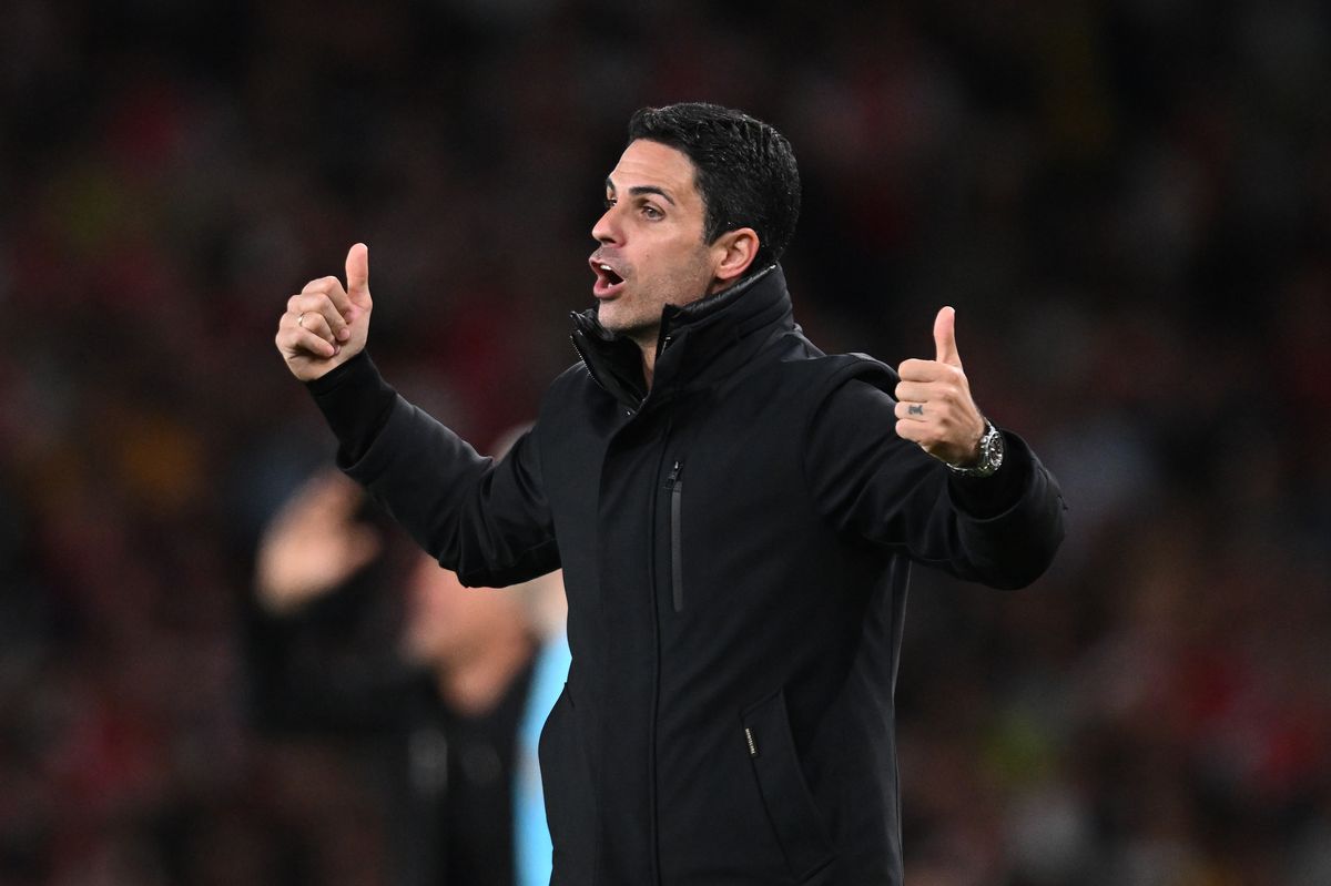 Mikel Arteta, Manager of Arsenal, reacts during the UEFA Champions League 2024/25 Semi Final First Leg match between Arsenal FC and Paris Saint-Germain