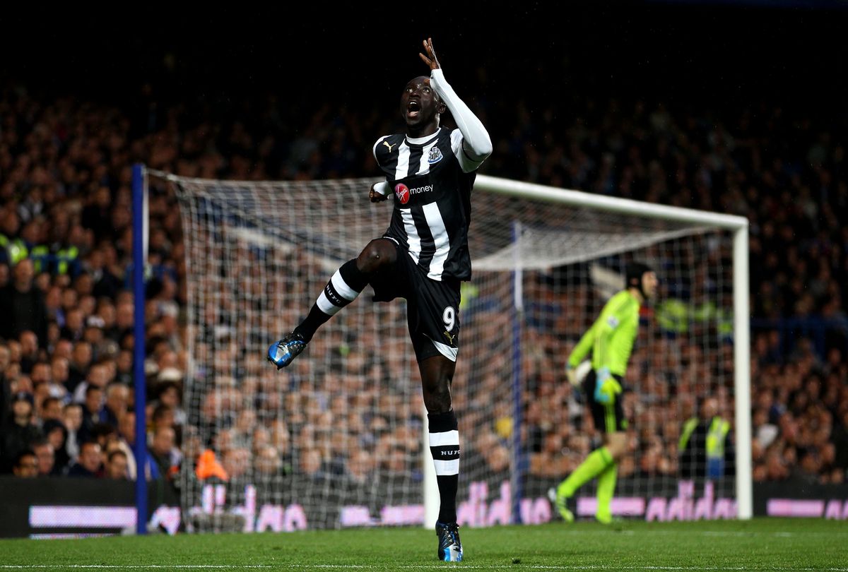 Papiss Cisse scored one of the greatest Premier League goals at Chelsea