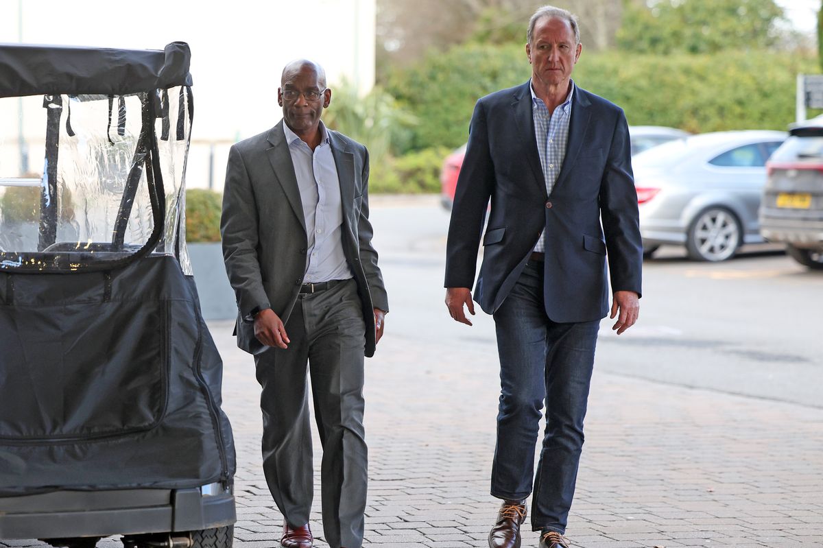  PRB chair Malcolm Wall, right