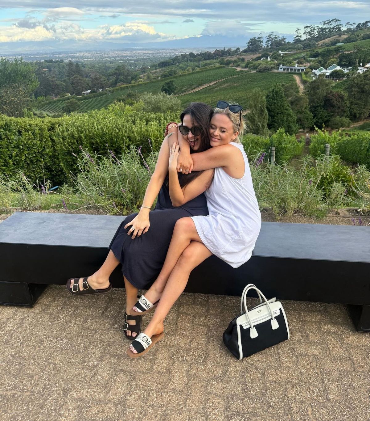 Emily showed off her toned legs in new snaps