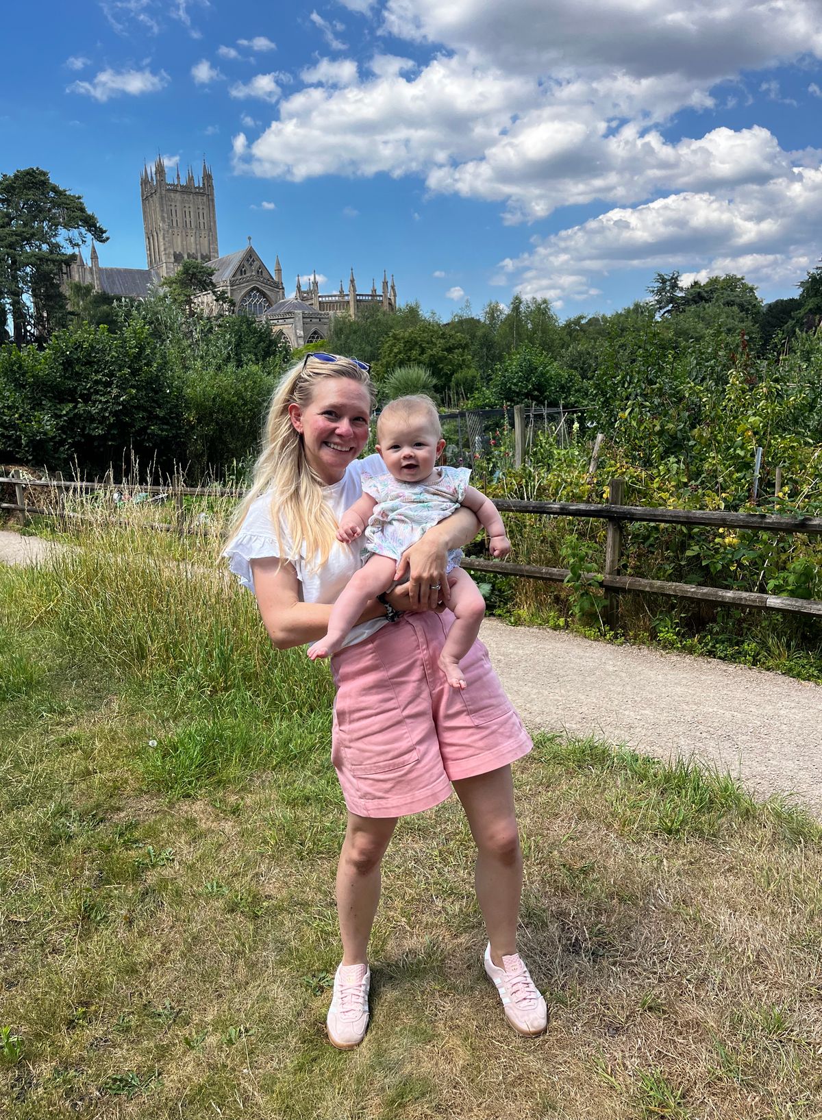 Alice Norris, 35, from Newcastle, who has been diagnosed with inoperable bowel cancer, alongside her daughter Olivia
