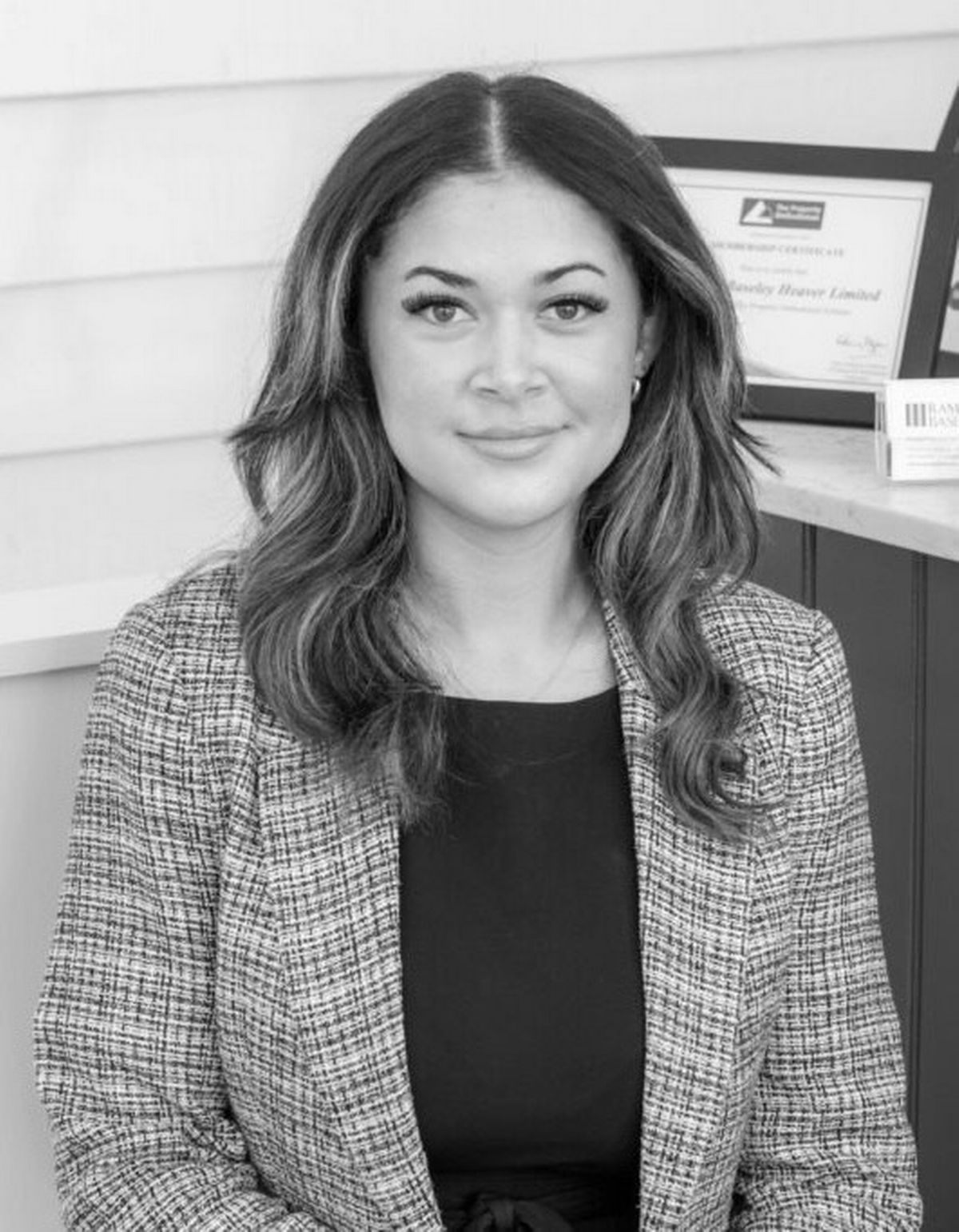 Lauren used to spend £700 a month online shopping (Jam Press)