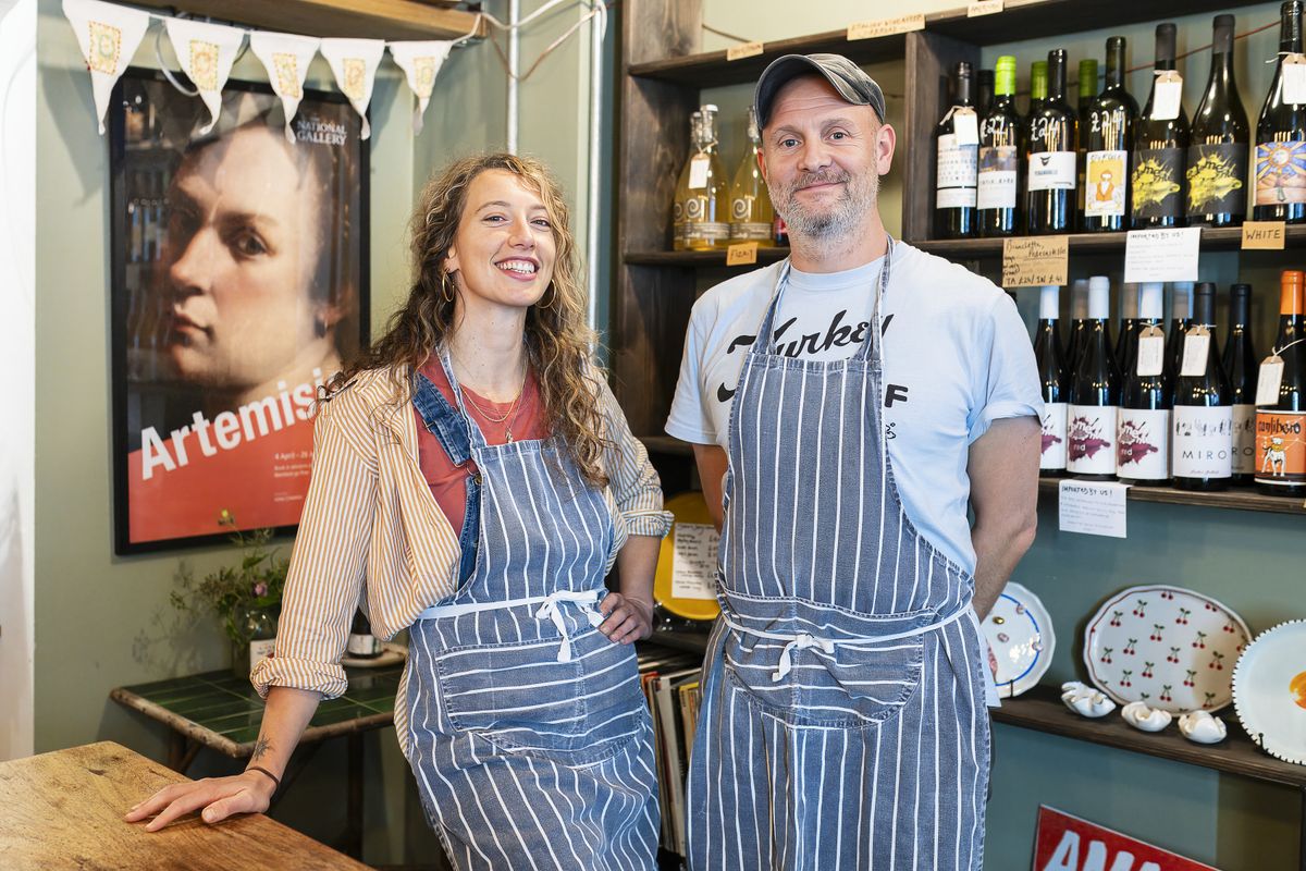 Simona Di Dio Left and business partner Harry Ryder