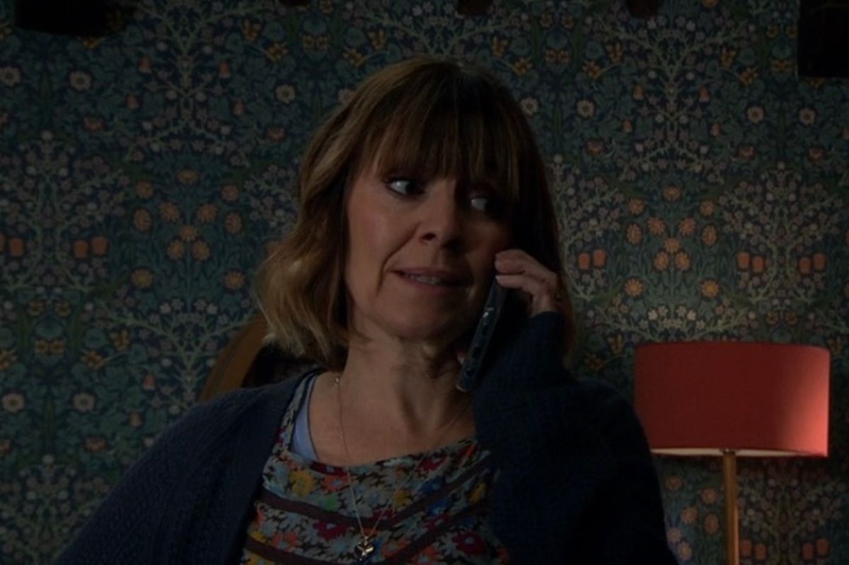 Emmerdale fans think they have worked out who Rhona Goskirk keeps having secret and cryptic phone calls and messages with