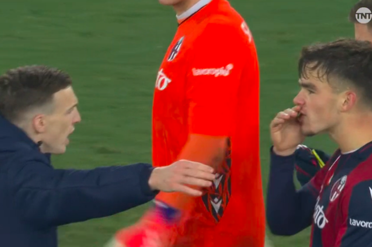 Lewis Ferguson is frustrated after the draw with Celtic