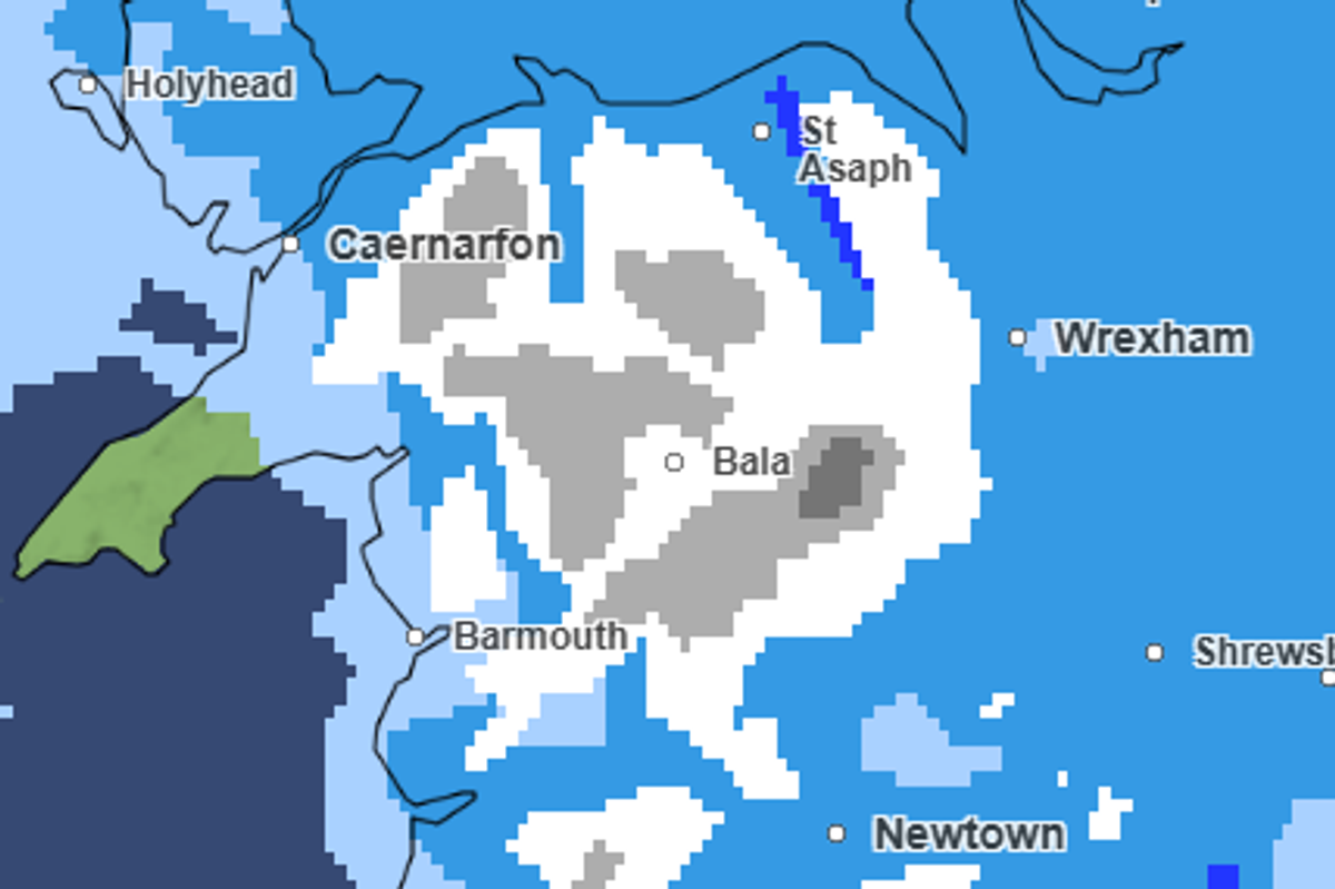 Weather maps showing snow 