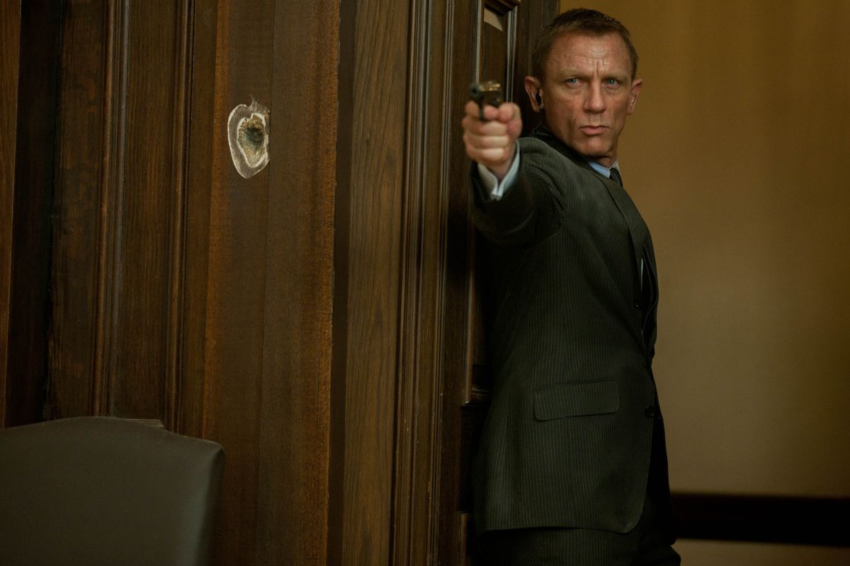 Daniel Craig stepped down from his role as Bond in 2021
