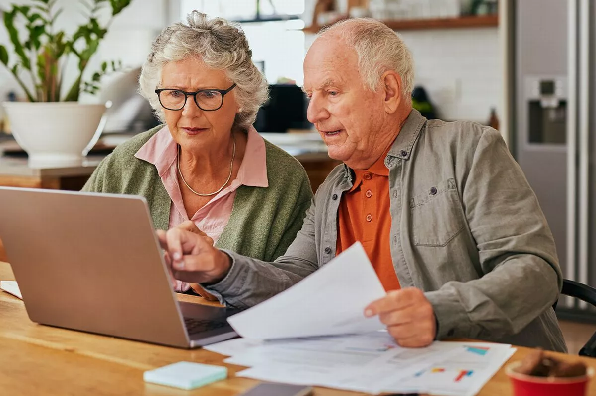 A couple check their finances