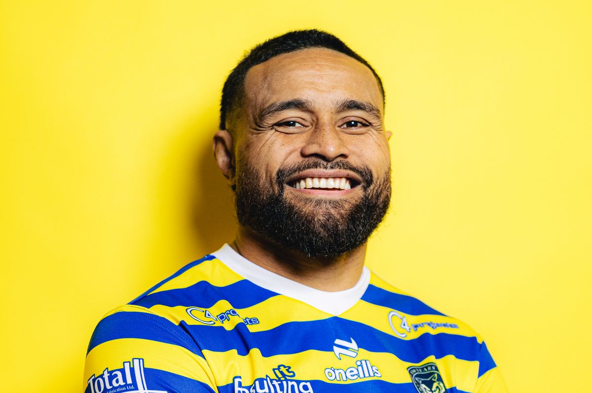 Toafofoa Sipley has revealed his deep Super League connections.