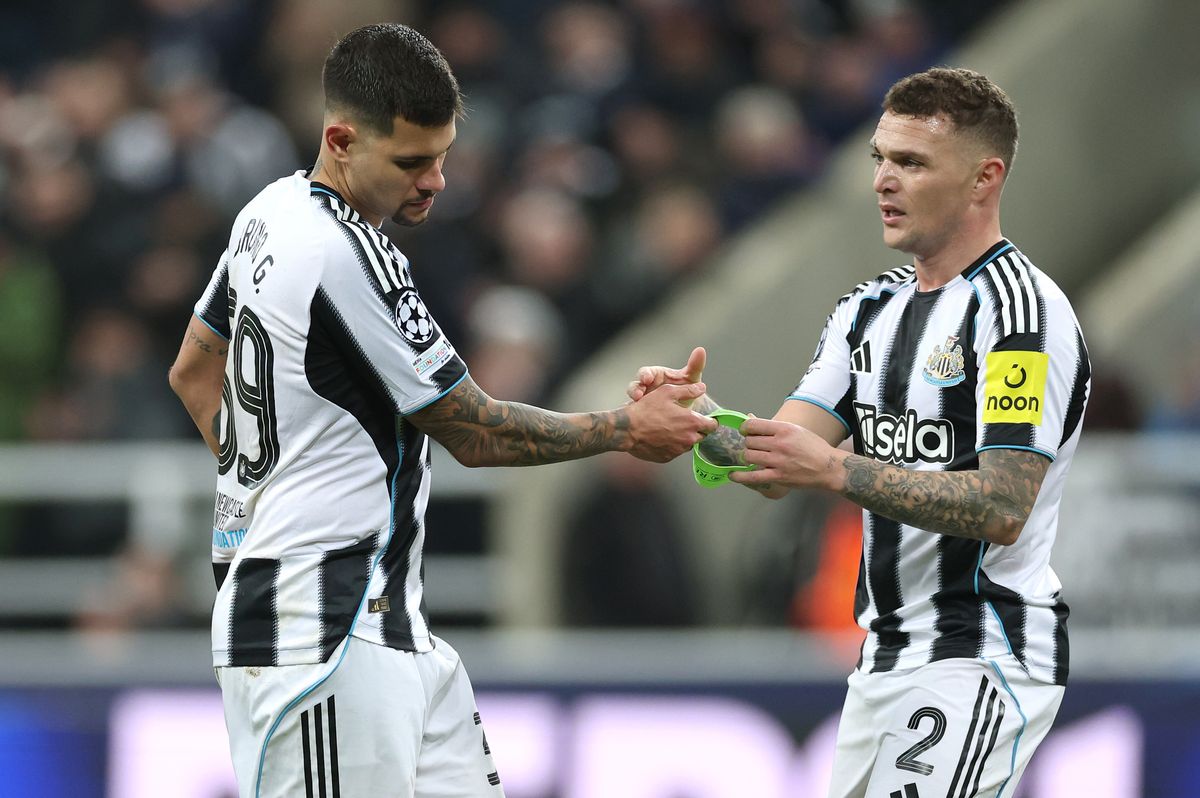 Newcastle United's Bruno Guimaraes and Kieran Trippier