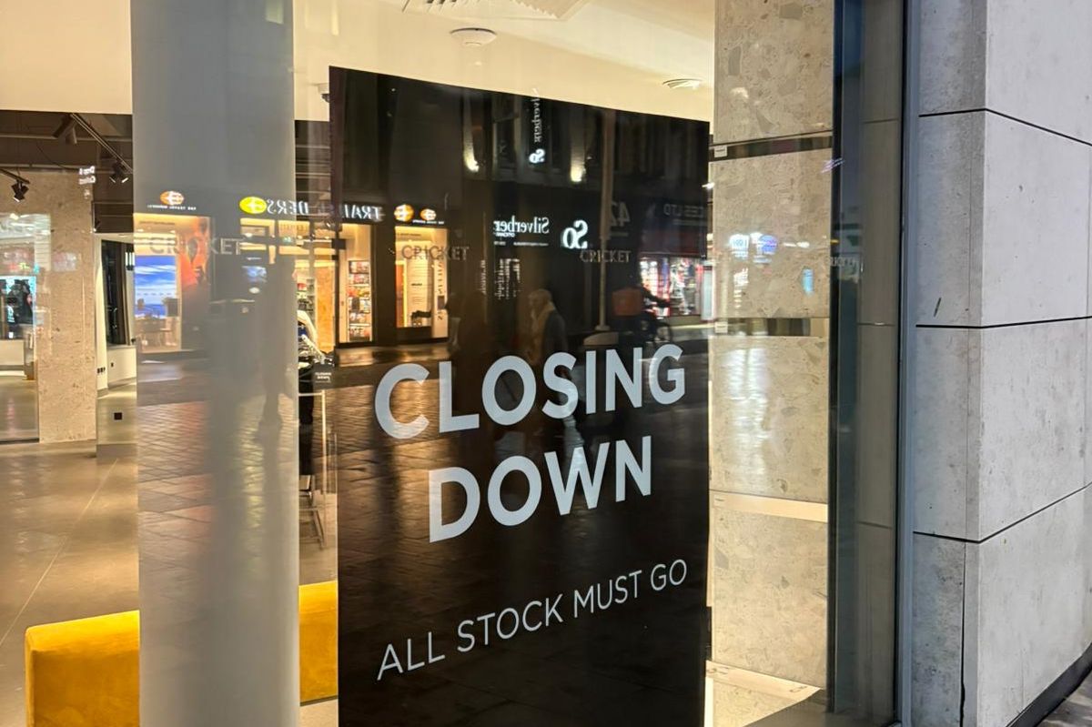 Closing down posters have been put in the windows