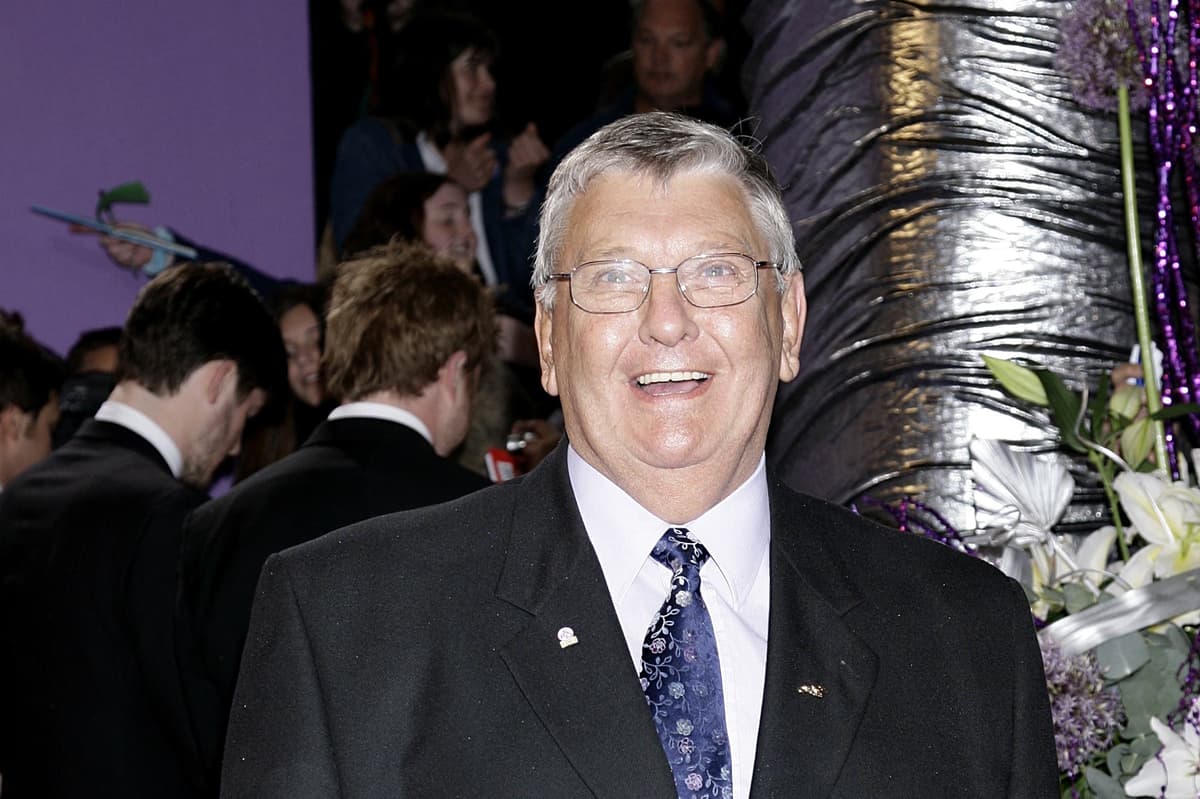 Family of EastEnders actor Derek Martin share tribute after his death aged 92 - London Evening Standard