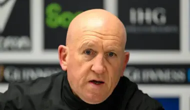 Shaun Edwards hints at shock move to France's Six Nations rival in new role