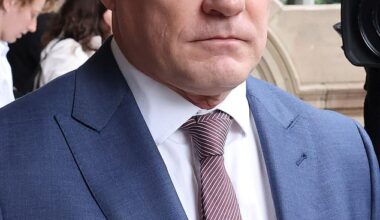 Rugby league identity and podcast host Paul Kent has confirmed he is fighting throat cancer