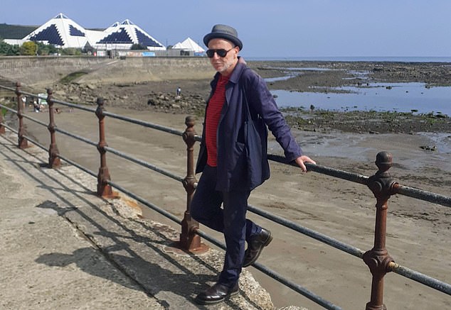 Graham is optimistic. ¿When I was younger, the word cancer was said in hushed tones,¿ he said. ¿But now, thanks to advances in treatment, more and more people like me are living well with and beyond cancer.¿