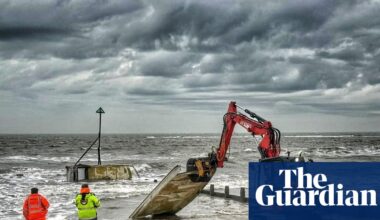 Why are onions turning up on Brighton beach? | Pollution