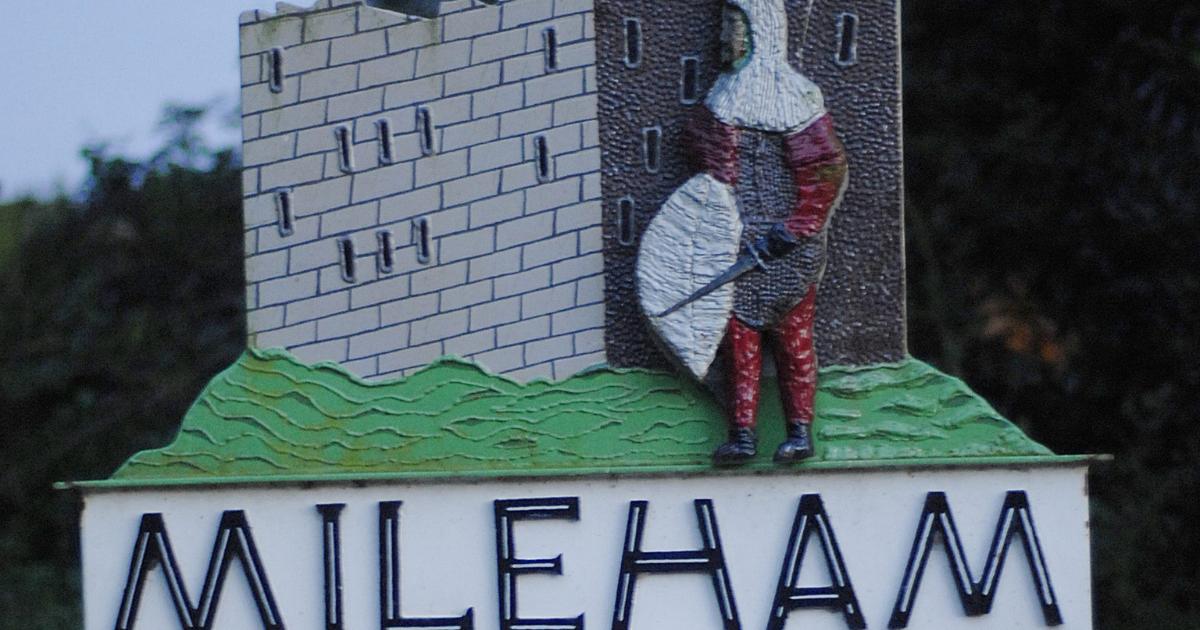 Plans to build three homes between Dereham and Fakenham