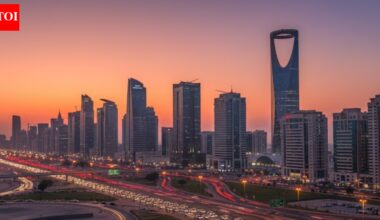 Saudi Finance Minister approves SR217 ($57.9) billion borrowing plan for 2026 | World News