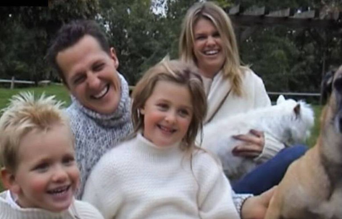 A childhood photo of Gina Schumacher and her family