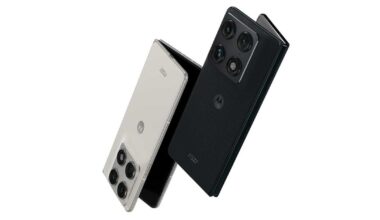 Motorola Razr Fold leaks alongside mysterious camera wearable