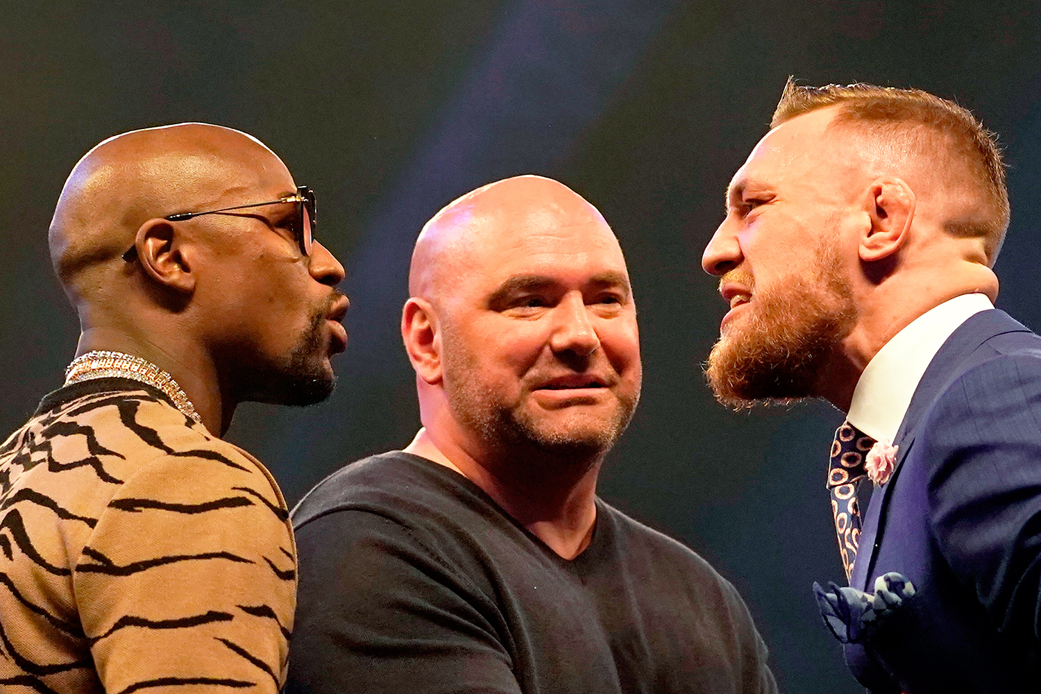 'I am here' - Conor McGregor offers Floyd Mayweather rematch and gives bold prediction for 'promised' fight'