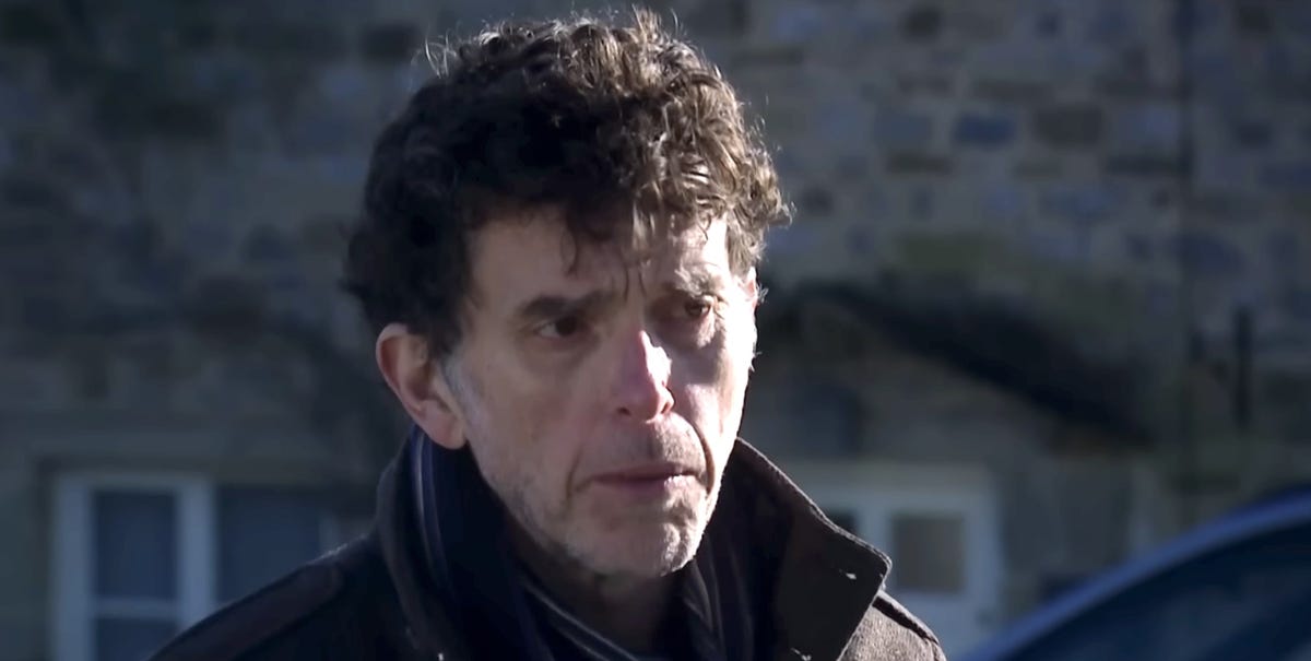 Emmerdale airs clue to who killed Ray