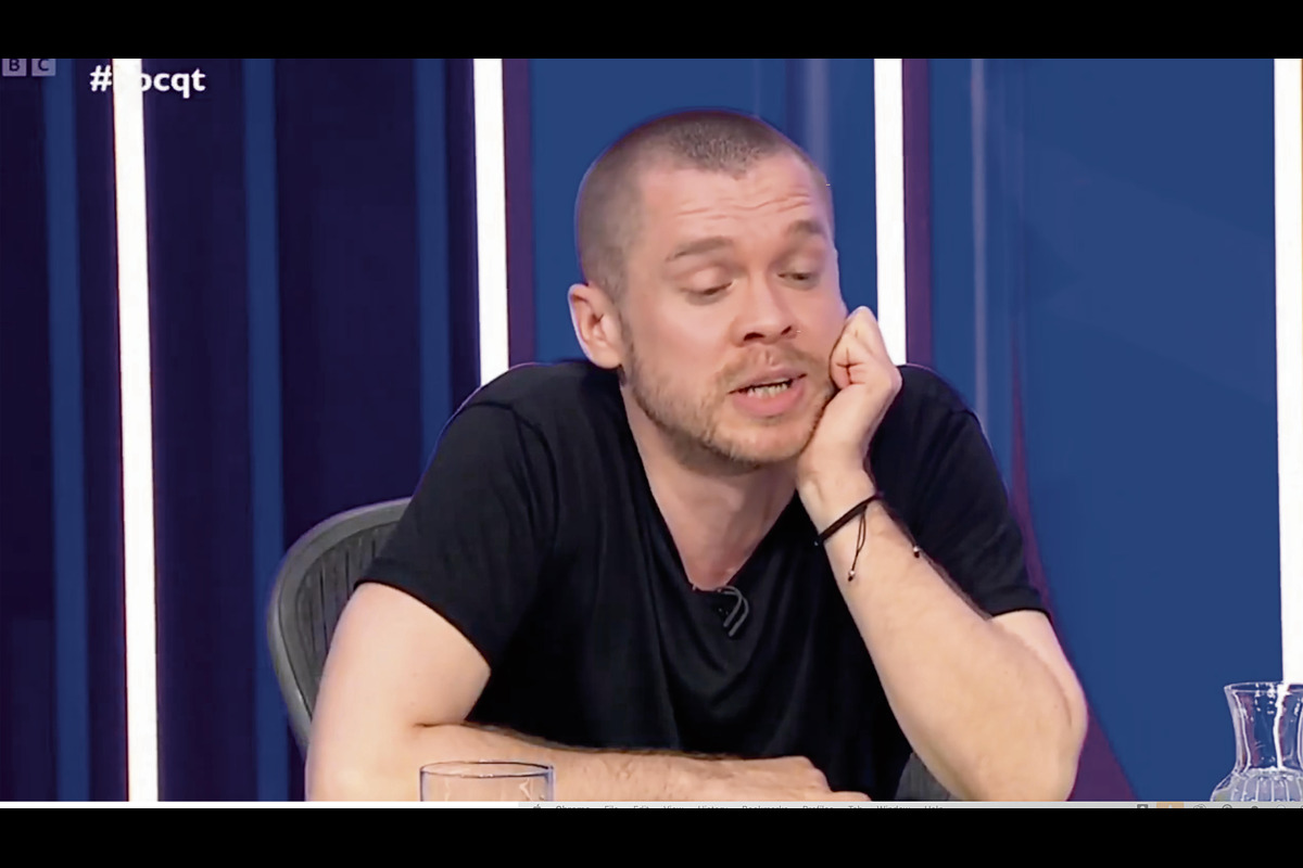 Gary Stevenson debates economist Dr Kristian Niemietz on wealth tax issues during a live event.