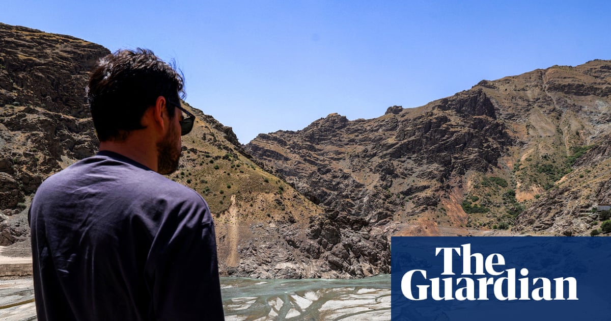 How ‘day zero’ water shortages in Iran are fuelling protests | Iran