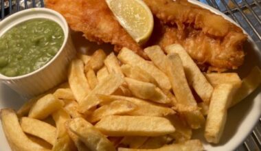 Price of cod on par with sirloin steak, says chippy owner