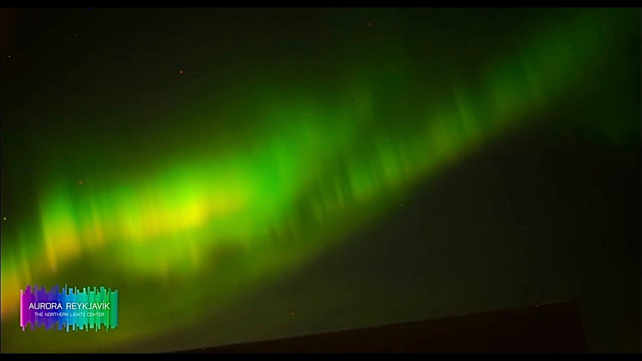 Live Aurora from Reykjavík Iceland - YouTube
