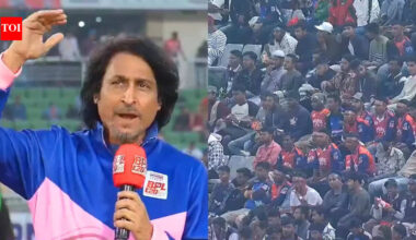 'Make some noise': Pakistan's Ramiz Raja embarrasses himself in front of Bangladesh crowd - Watch | Cricket News