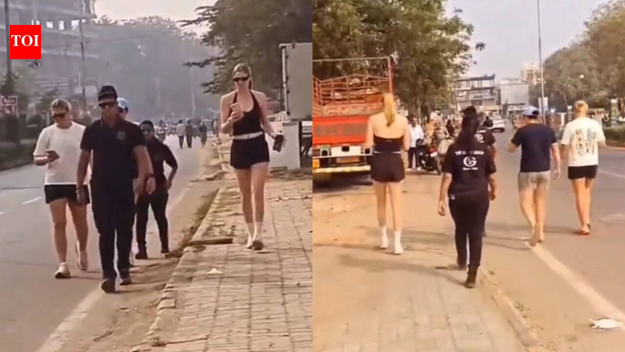 WPL: RCB players take morning walk on Indian road; video goes viral | Cricket News