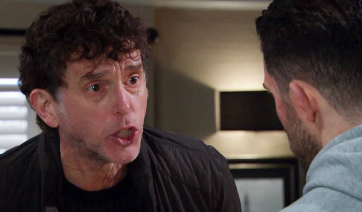 We also saw Marlon Dingle preparing to challenge Ray 