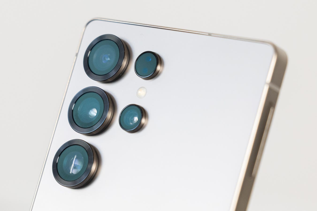 Samsung Galaxy S26 Ultra Gets New Release Date Details